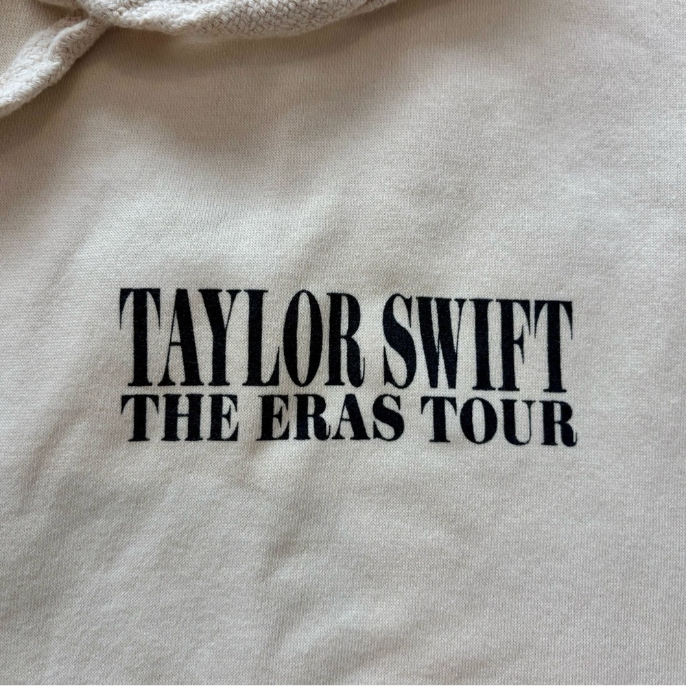 Taylor Swift RARE The Eras Tour Hoodie Size Medium - Picture 4 of 7